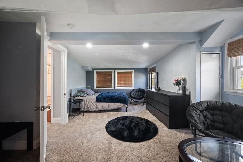 3221 Locust Ave - Photo 2 of 20