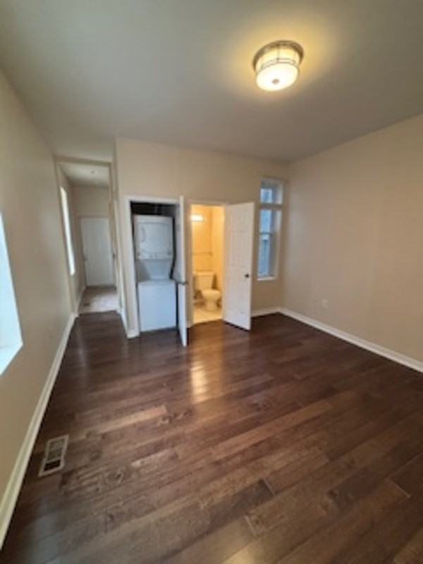 212 S Loudon Ave - Photo 5 of 13