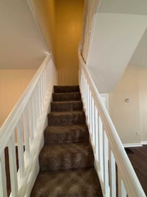 212 S Loudon Ave - Photo 7 of 13