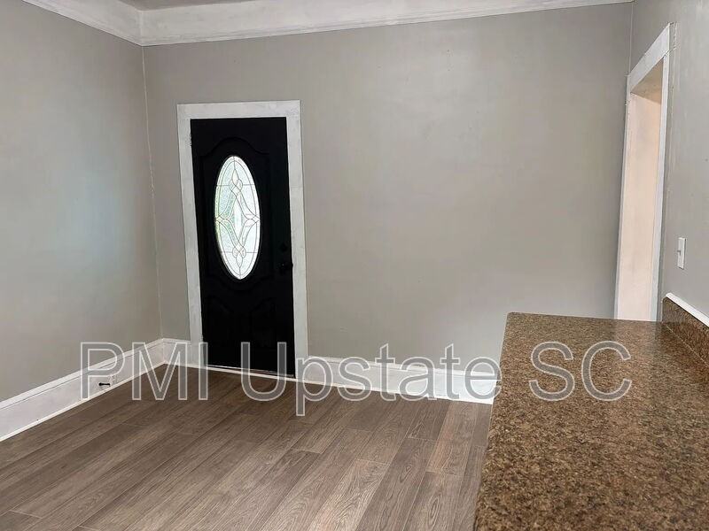 10 E Main St - Photo 2 of 11