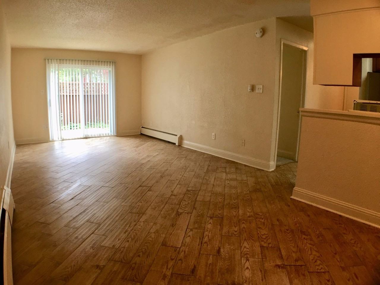 1301 30th St. - Photo 3 of 23