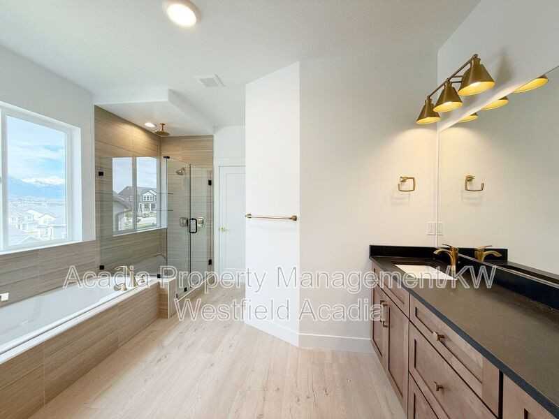 1426 N Osprey Way - Photo 5 of 21