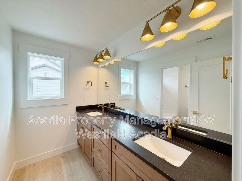 1426 N Osprey Way - Photo 6 of 21