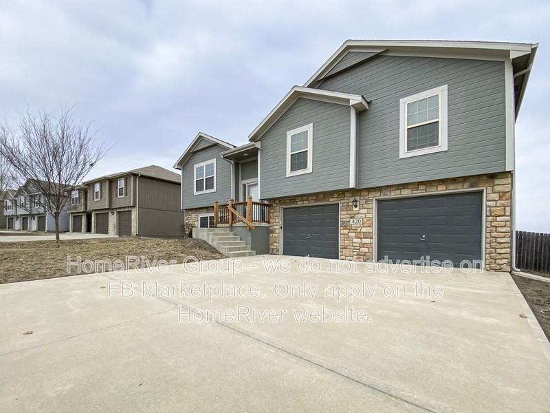 420 Sunflower Dr - Photo 2 of 26