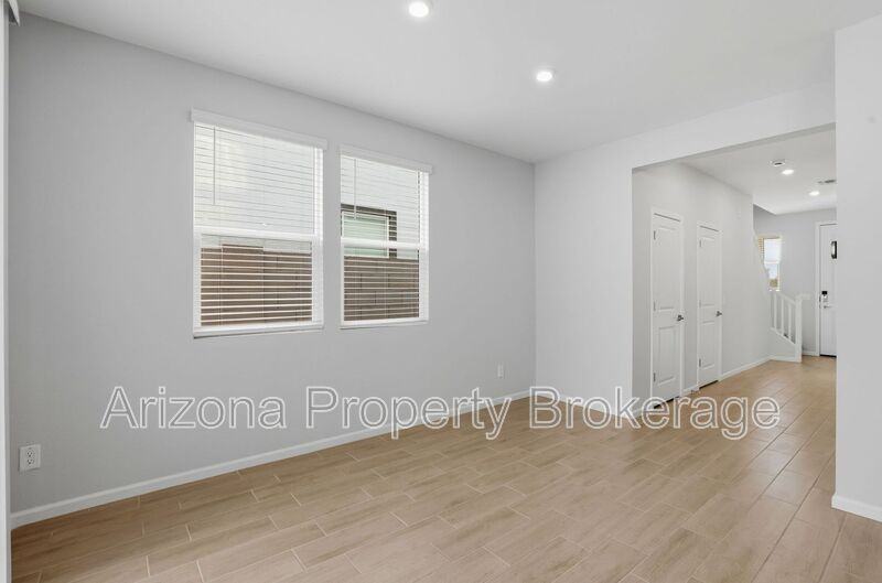 17232 W Paraiso Ln - Photo 7 of 34