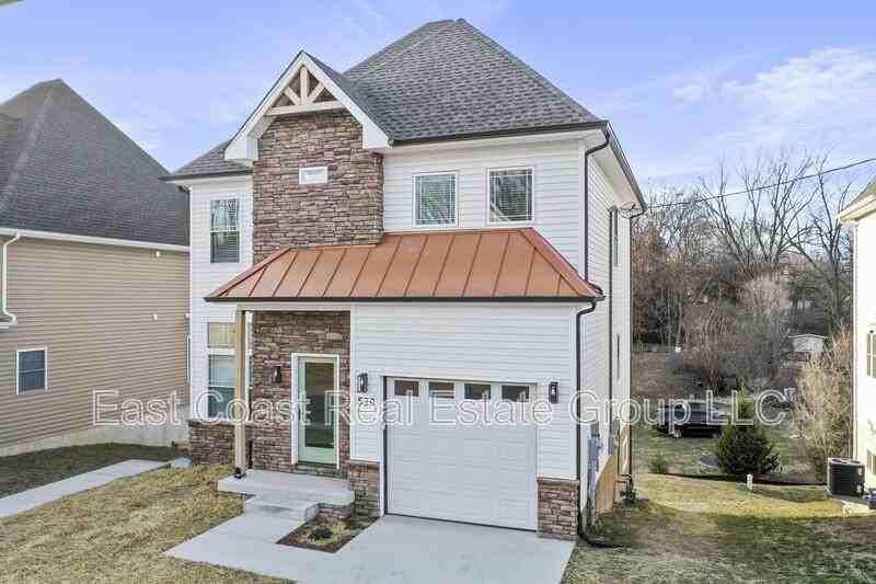 530 N 3rd St - Photo 6 of 47