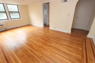 CENTRE COURT -- 158 - Photo 1 of 1