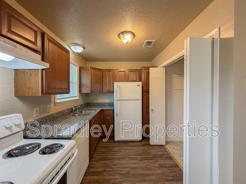 801 Apache Dr - Photo 6 of 12