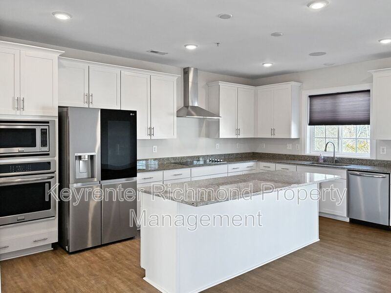 4320 Bon Secours Pkwy #B - Photo 4 of 19