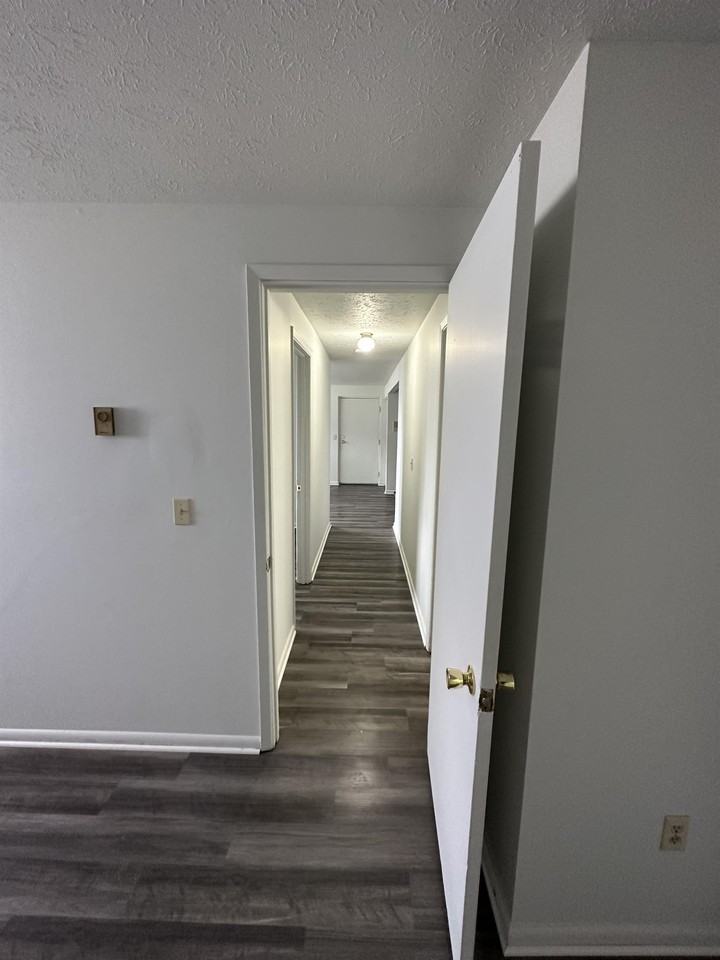 1879 Turner Boulevard - Photo 6 of 11