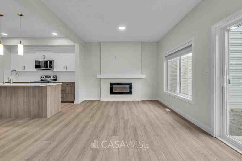 1075 Berg Pl #MAIN - Photo 4 of 25