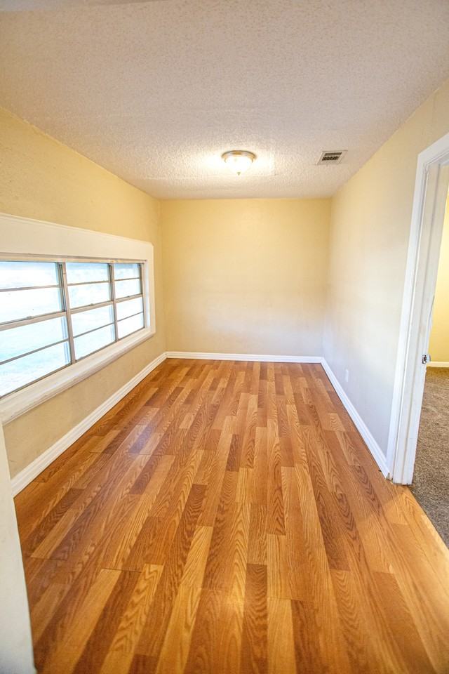 3624 Walnut Avenue - Photo 4 of 26