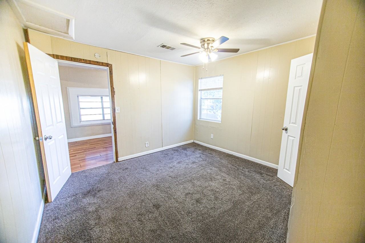 3624 Walnut Avenue - Photo 6 of 26