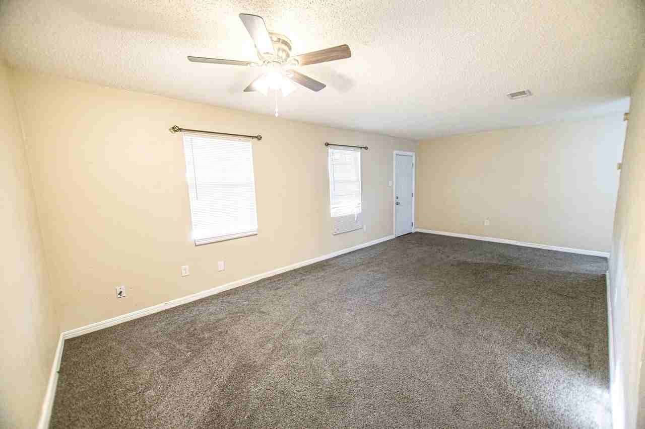 3624 Walnut Avenue - Photo 7 of 26