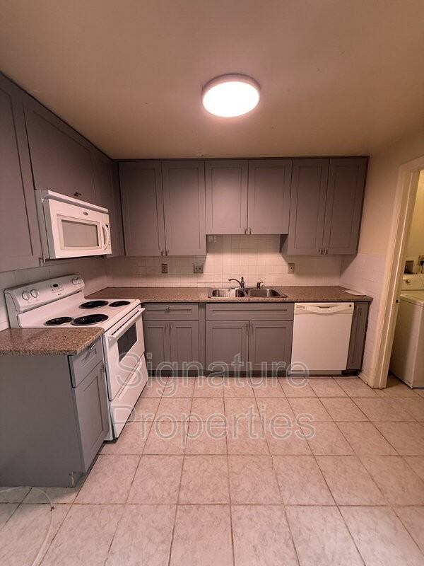 369 Circuit Ln #F - Photo 3 of 15