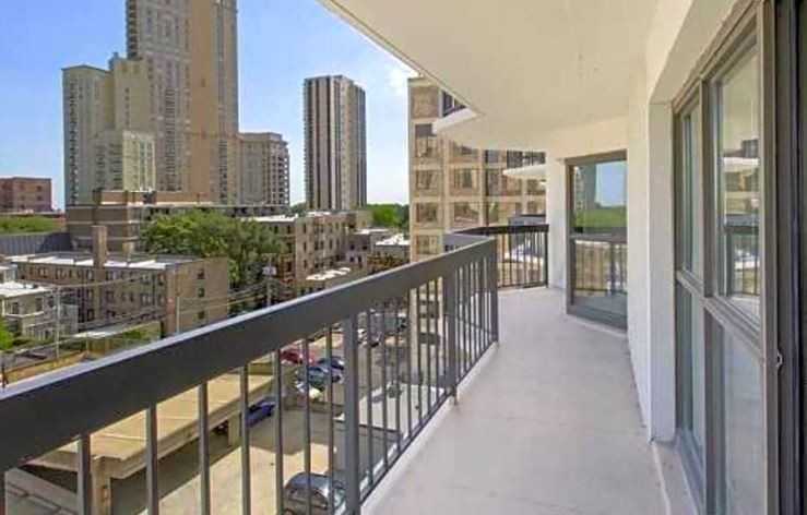 W Wrightwood Ave & N Clark St - Photo 5 of 17