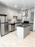 featured image of 2 S Hunsley Hills Blvd