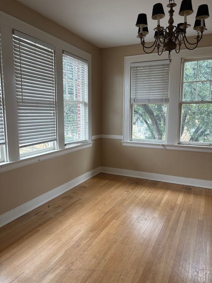 3633 Line Ave - Photo 5 of 7