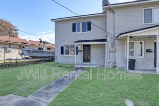 1832 Broadway Ave - Photo 1 of 1