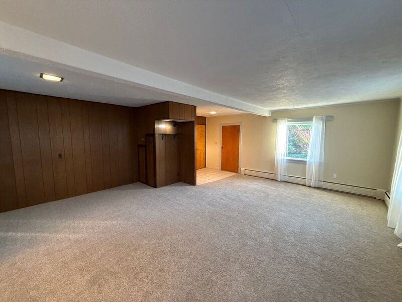 1947 Marion St Se - Photo 7 of 38