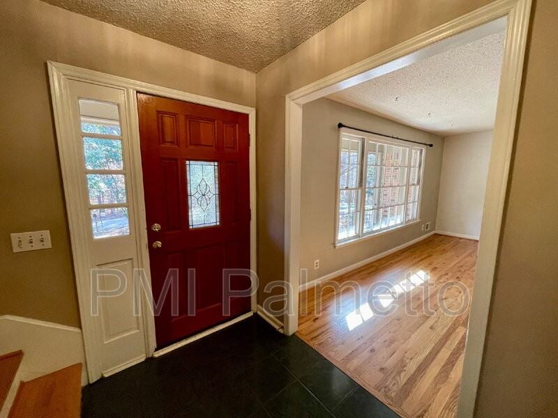 136 Lacaya Rd - Photo 3 of 10