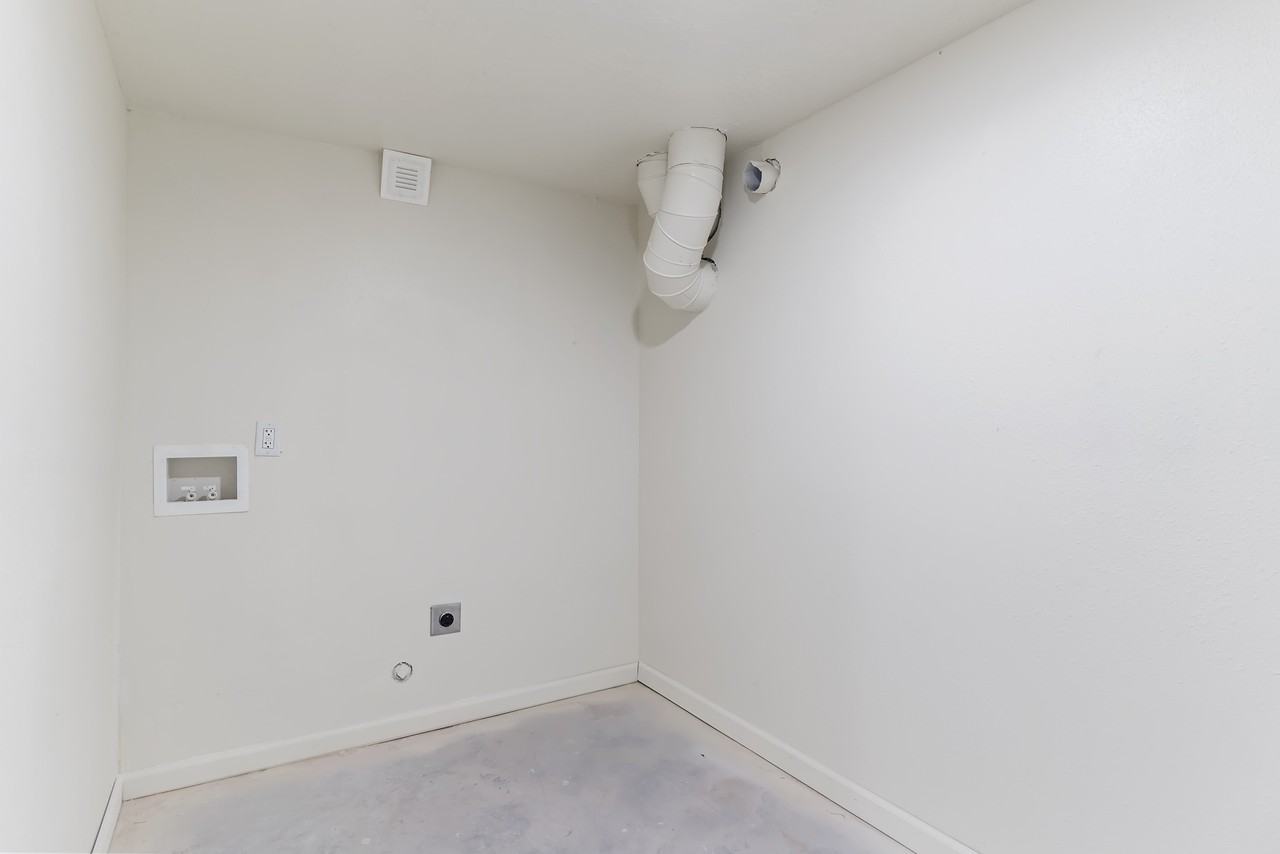 2928 Grant Ave - Photo 7 of 13