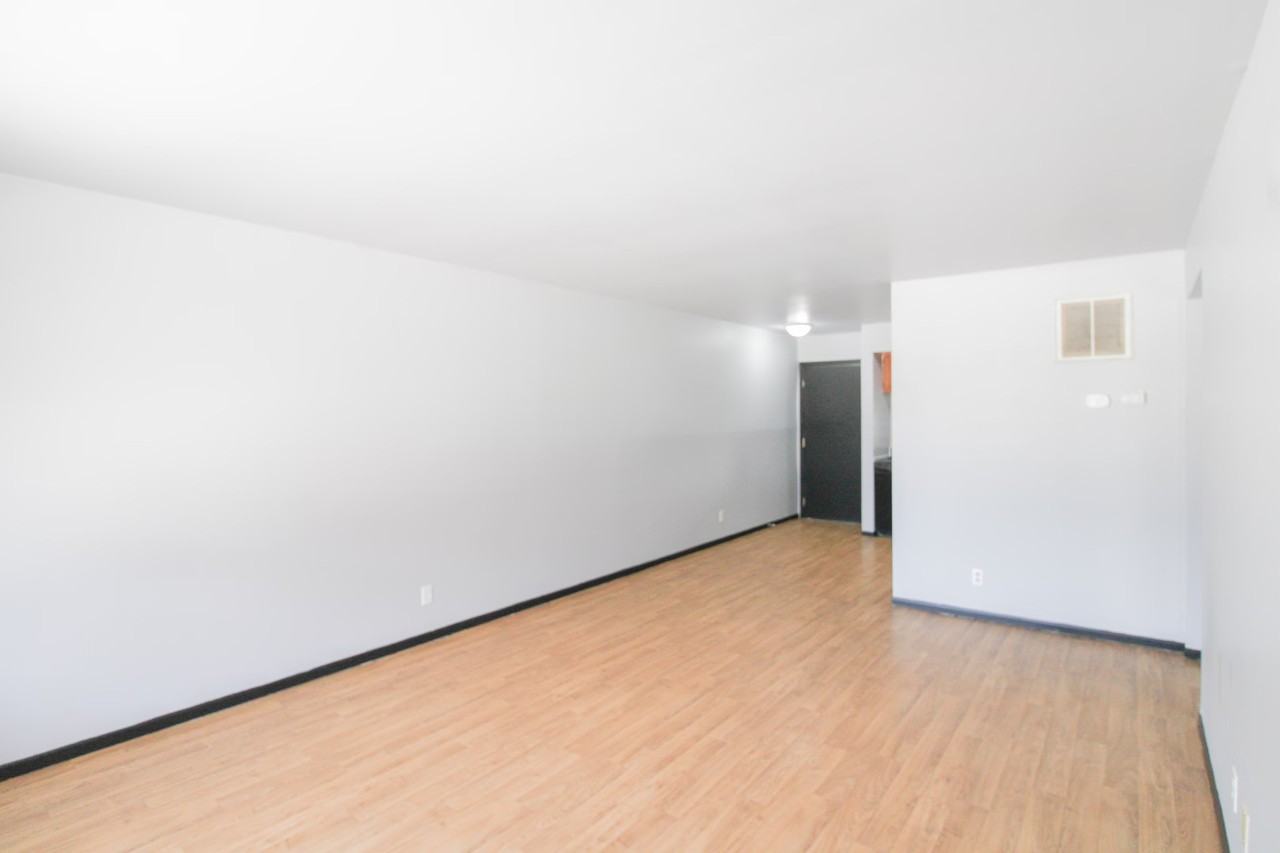 2008 Vawter Street - Photo 7 of 9