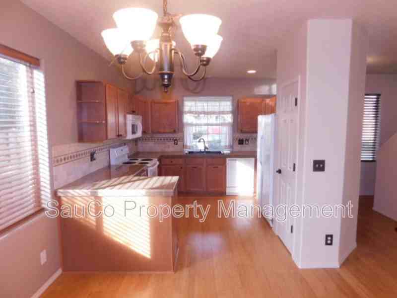 1218 34th Pl - Photo 4 of 18