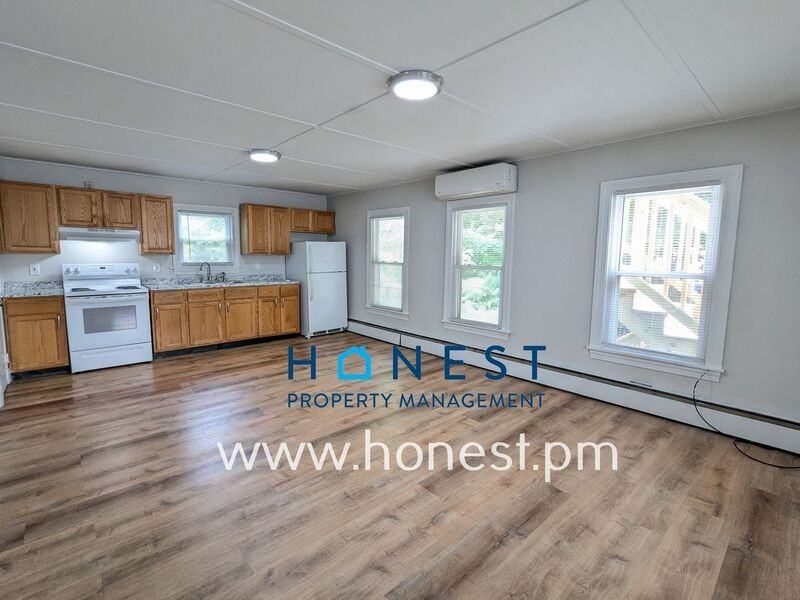 110 Silver St #3 - Photo 4 of 24