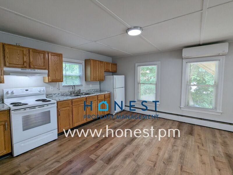 110 Silver St #3 - Photo 5 of 24