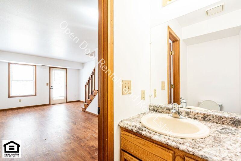 5217 Vermont Ln - Photo 5 of 19