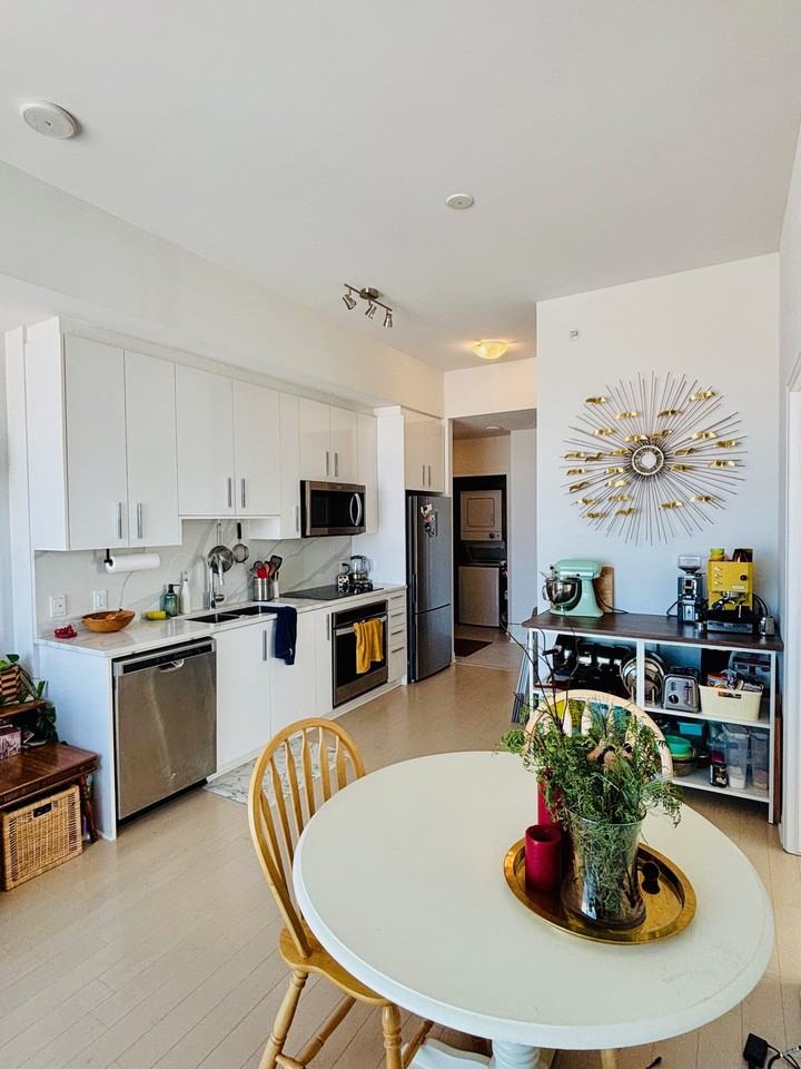 805 Carling Avenue #2602 - Photo 2 of 11