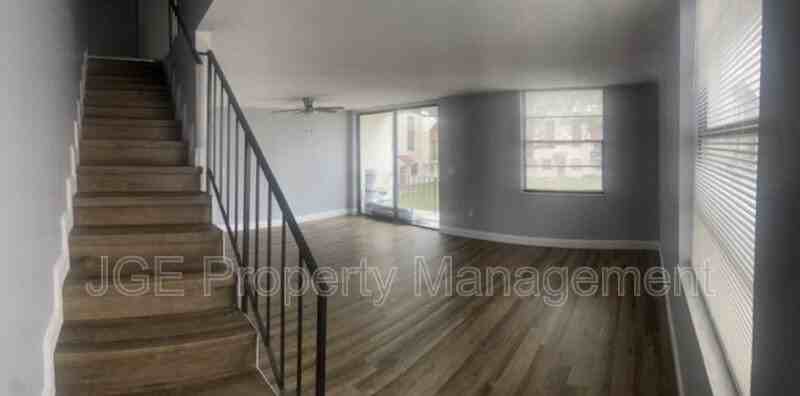 1752 Nwave #203 - Photo 3 of 14