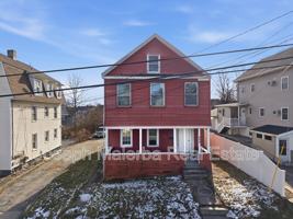 featured image of 848 Bank St #2ndFL