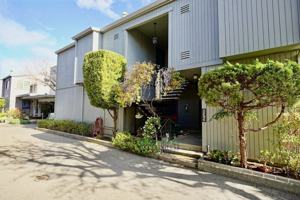 featured image of 575 Larkspur Plaza Dr #3