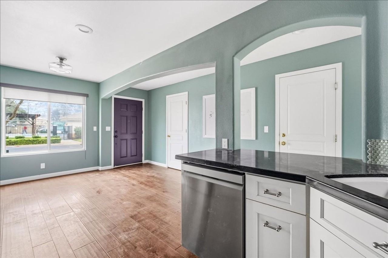 3224 Via Verde Ter - Photo 3 of 24