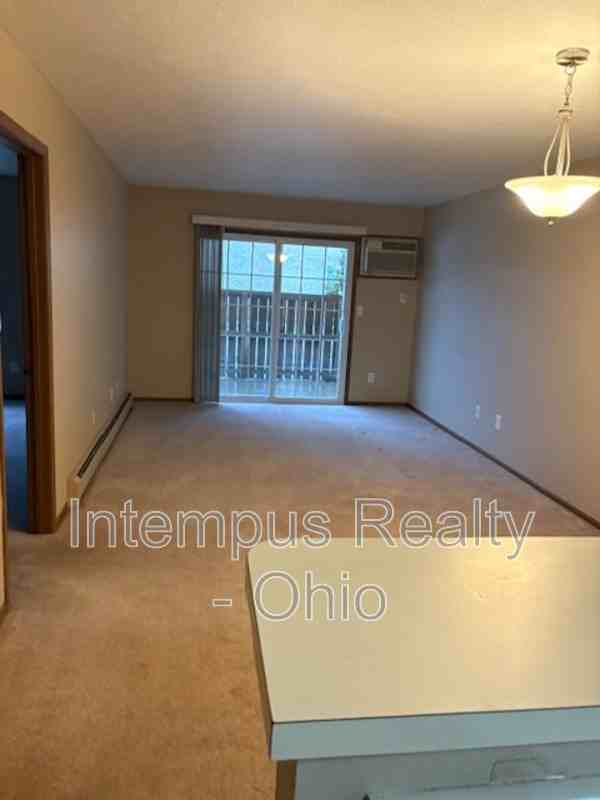 3835 Indian Run Dr #2 - Photo 2 of 5