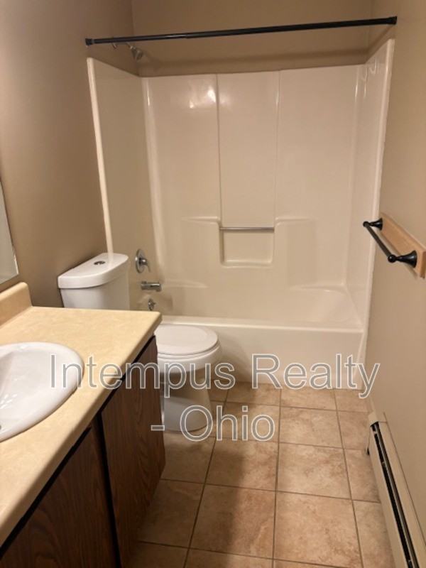 3835 Indian Run Dr #2 - Photo 5 of 5