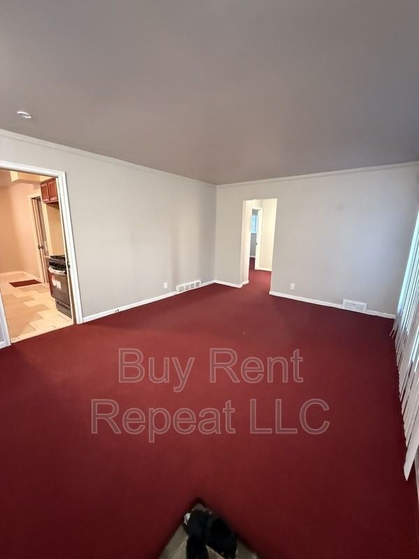 23344 Panama Ave - Photo 4 of 13