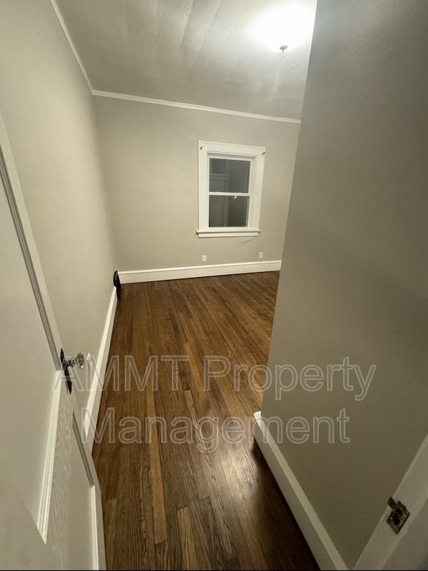 2507 B Ave Ne - Photo 3 of 15