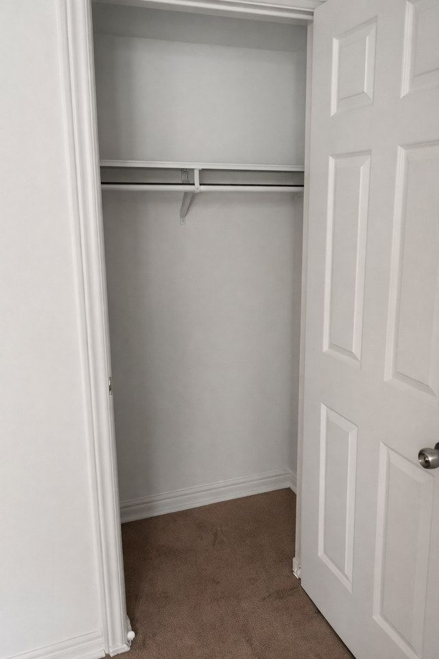 St Clair Ave E & Midland Ave - Photo 6 of 10