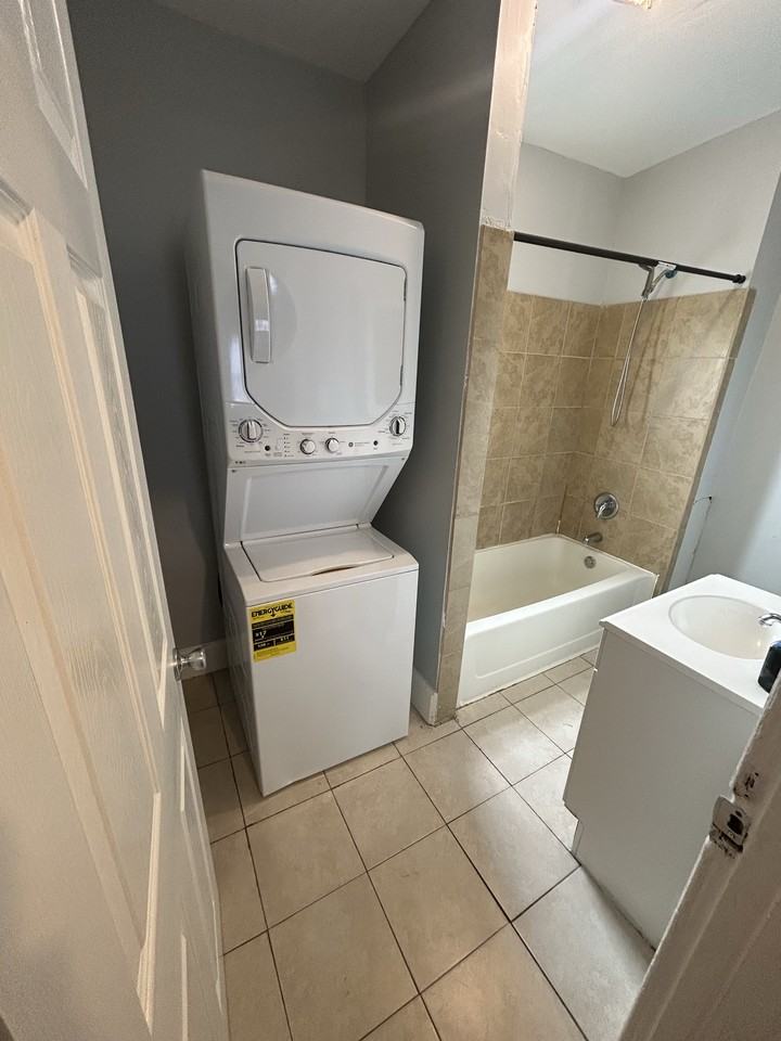 5600 Appletree St #5600BLOCK - Photo 5 of 12