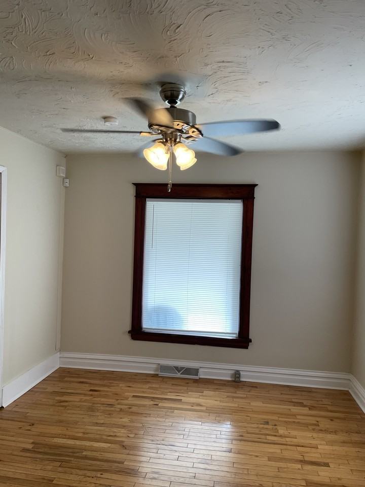 1006 Newton Ct #1 - Photo 3 of 14