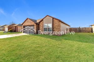 featured image of 1115 Yarrow Dr