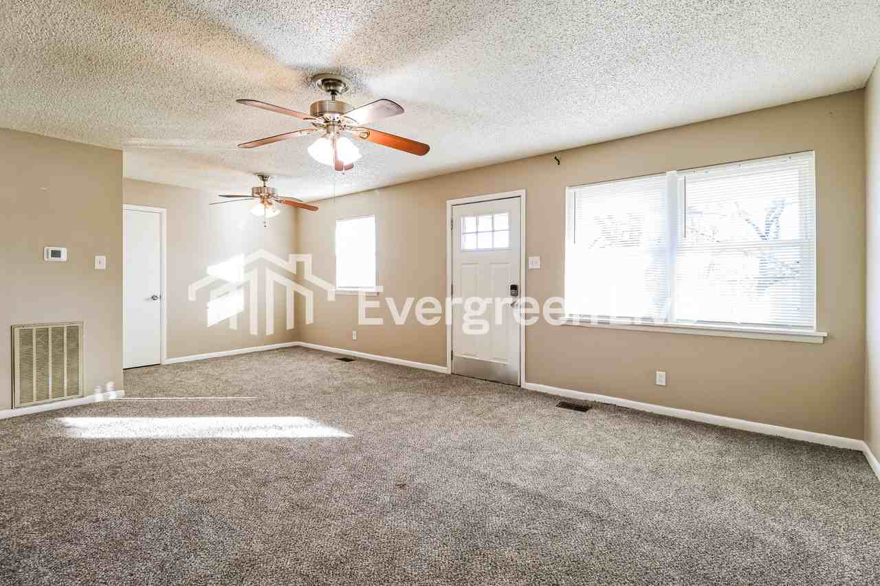 32 Oakview Dr - Photo 3 of 15