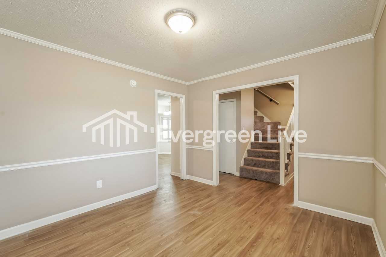 4602 Windsor Spring Rd - Photo 4 of 15