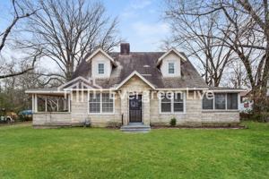 featured image of 1841 James Rd