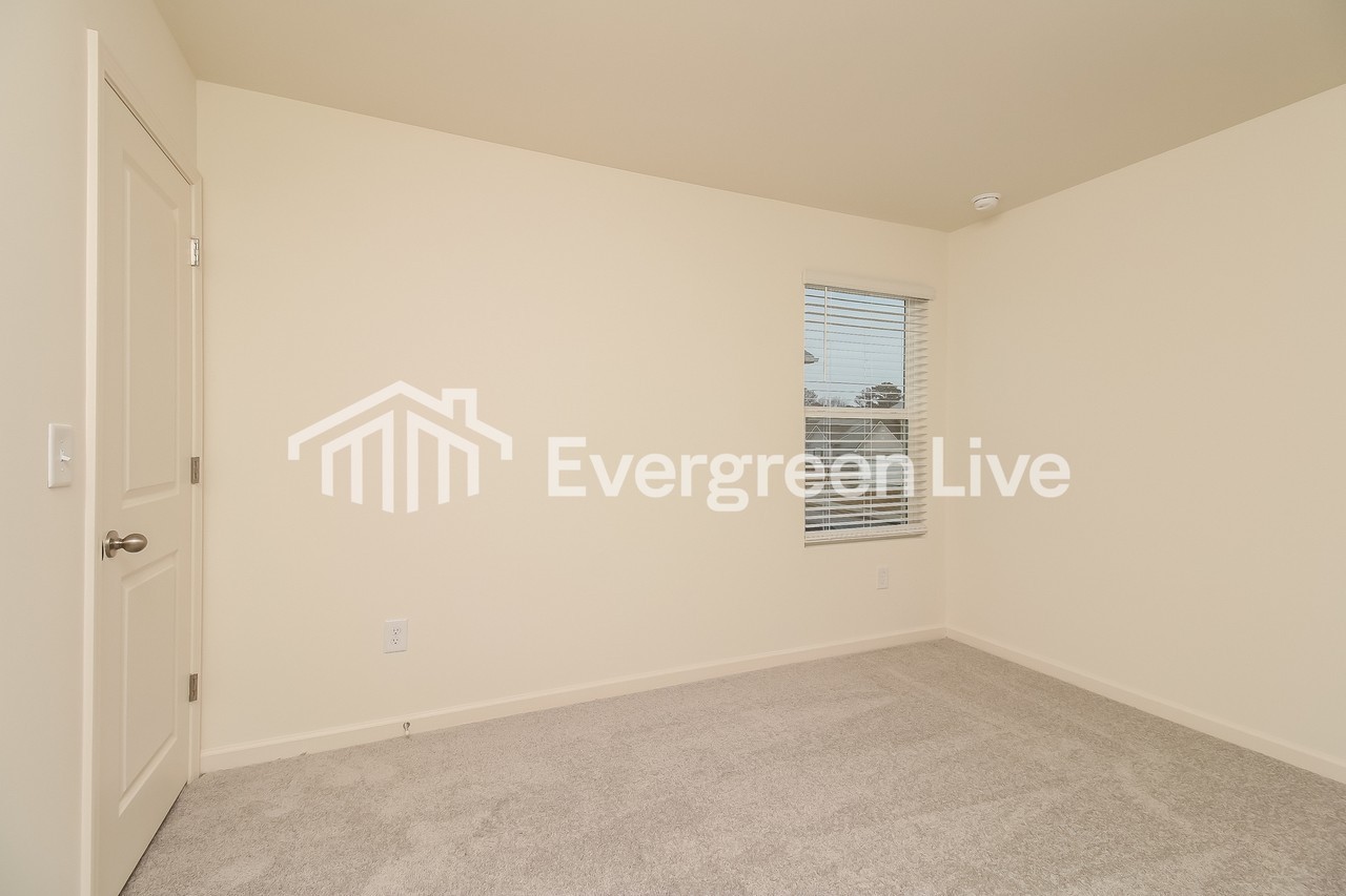 235 Long Dr - Photo 7 of 10