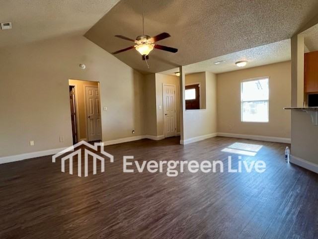 101 Oakhurst Ct - Photo 4 of 21