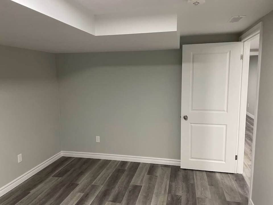 23 Woodman Dr - Photo 5 of 12